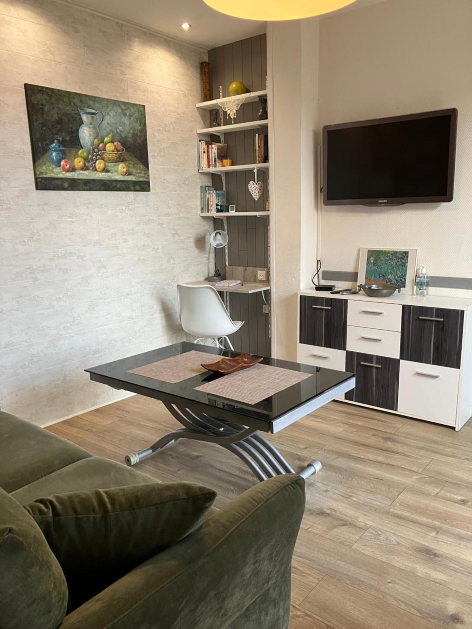 Appartement Central Des Terres Chaudes Proche Bord De Mer Menton Exterior photo