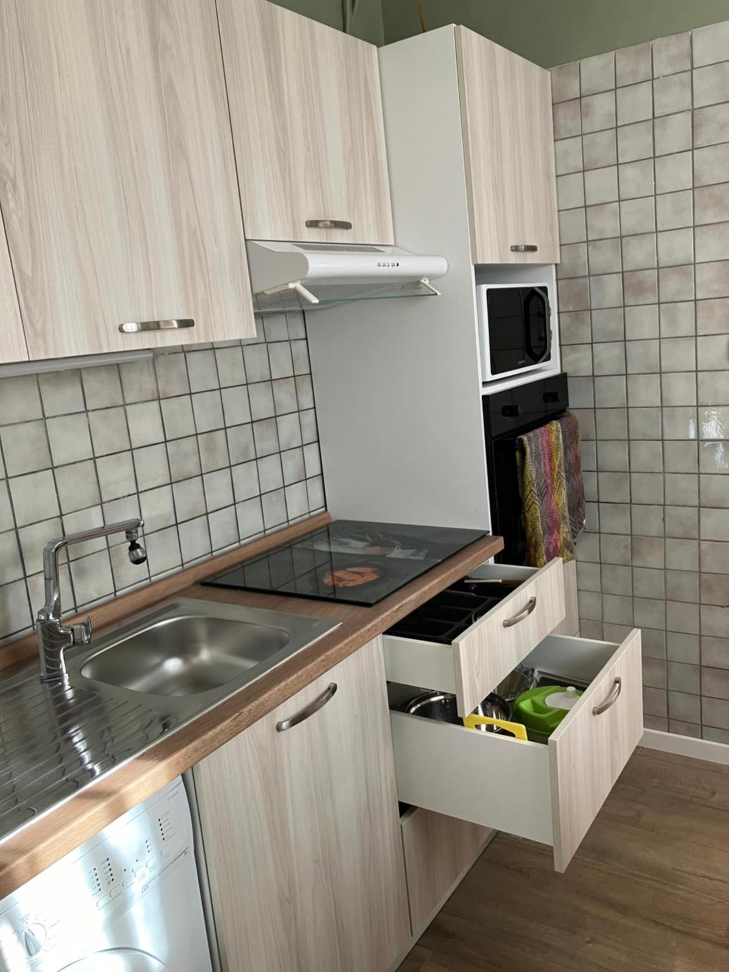 Appartement Central Des Terres Chaudes Proche Bord De Mer Menton Exterior photo
